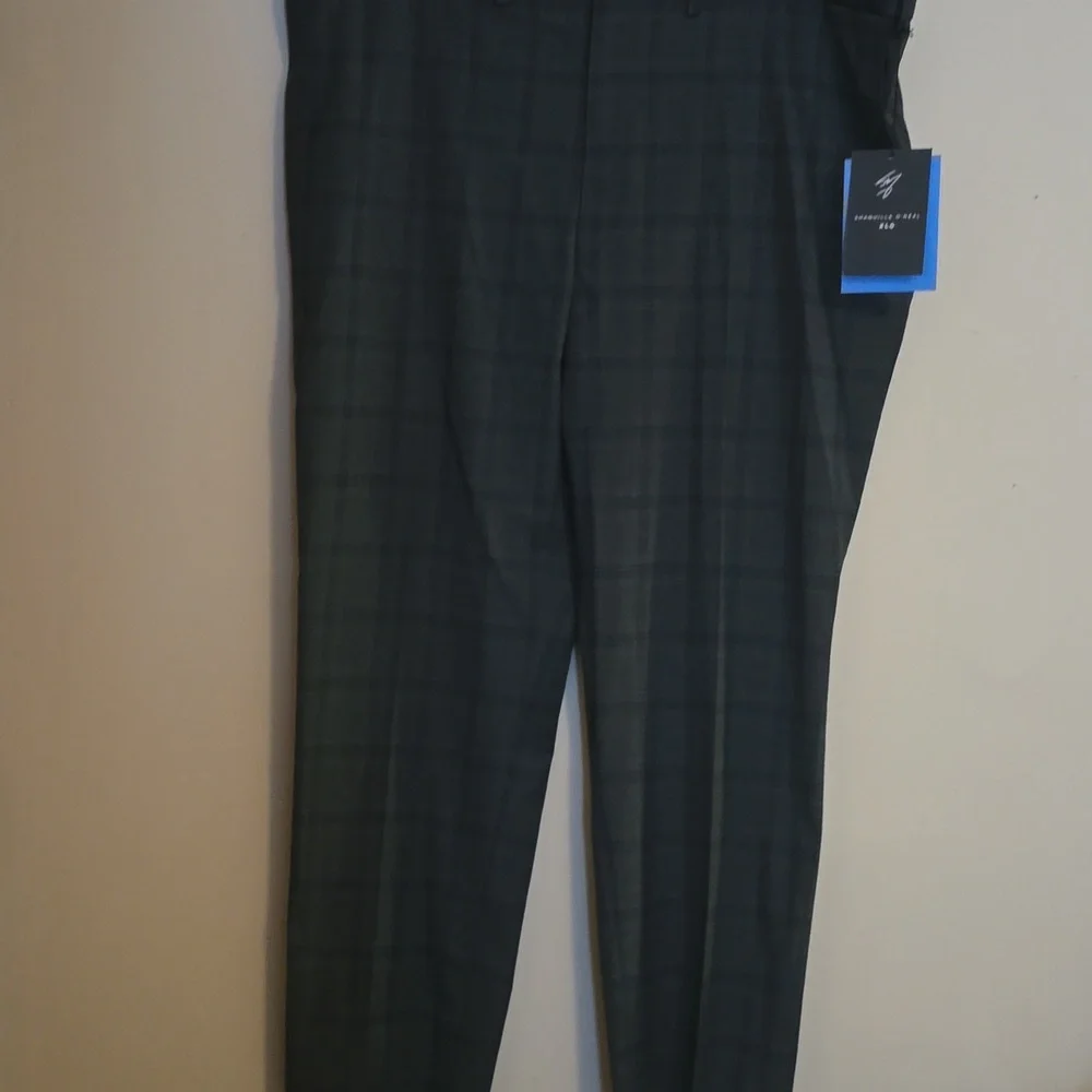 New Shaquille O'Neal‎ Men's Size 48x32 Gray Plaid Dress Pants Trousers